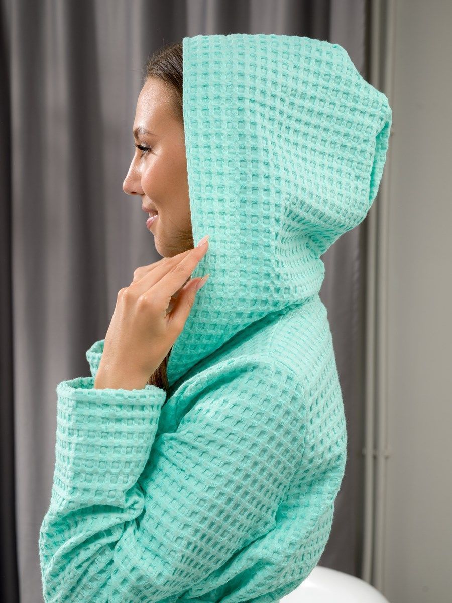 снимок Халат женский вафельный PandaHug Оrnella мятный с капюшоном от магазина BIO-TEXTILES ОПТ