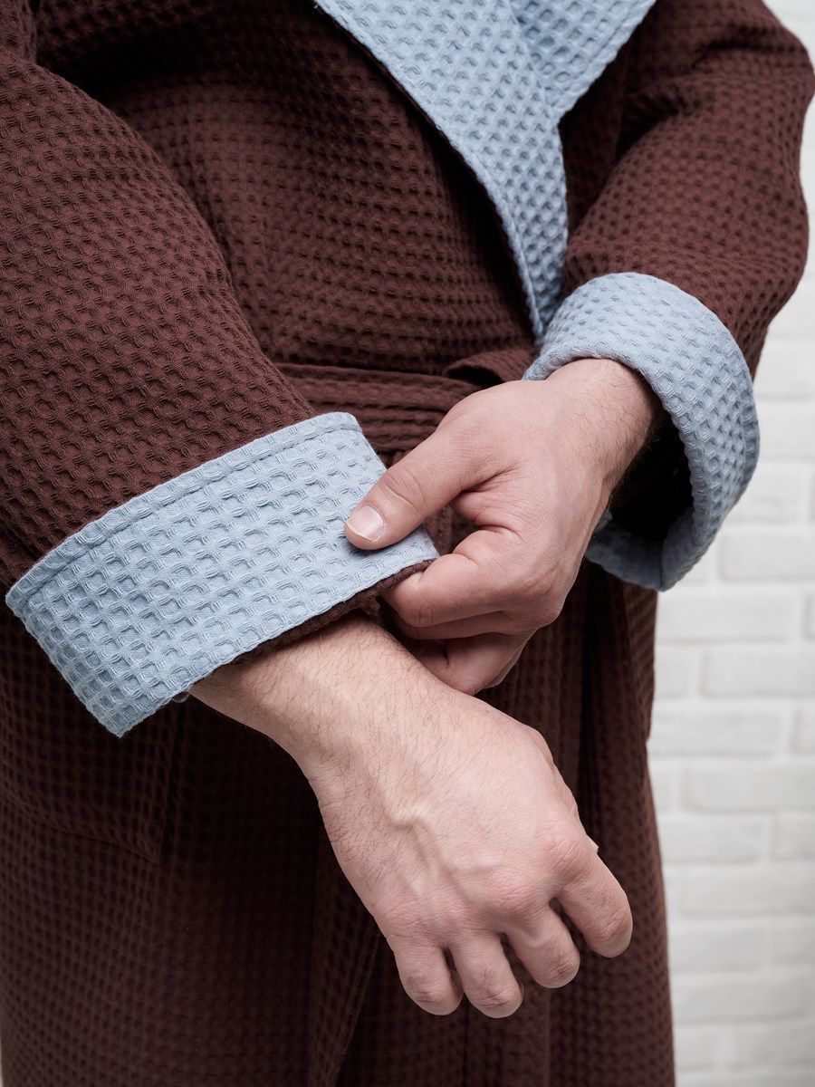 снимок Халат вафельный с капюшоном, два цвета, темный шоколад от магазина BIO-TEXTILES ОПТ