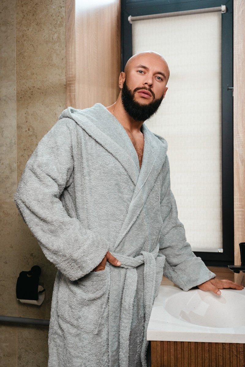 снимок Халат махровый с капюшоном, серый от магазина BIO-TEXTILES ОПТ