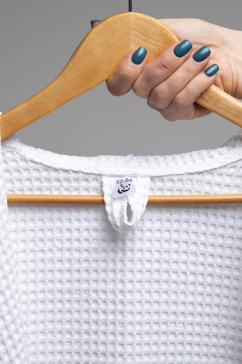 снимок Халат вафельный PandaHug Оrlando белый с капюшоном от магазина BIO-TEXTILES ОПТ